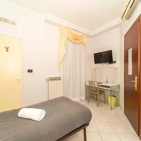 Hotel Cristallo 3*