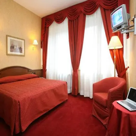 Szálloda Cristallo Torino