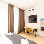 Hotel Cristallo 3*