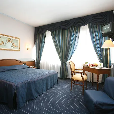 Cristallo Hotel